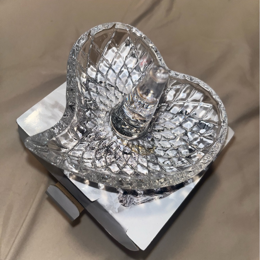 Gorgeous crystal ring dish brand new in box w wrapping